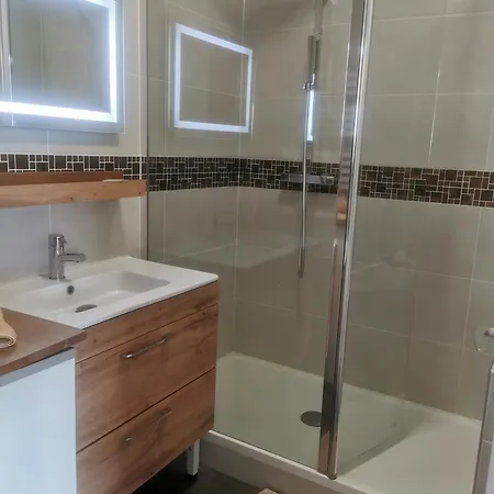 Apartamento Centre-cathedrale-cordeliers Avec Garage Reims