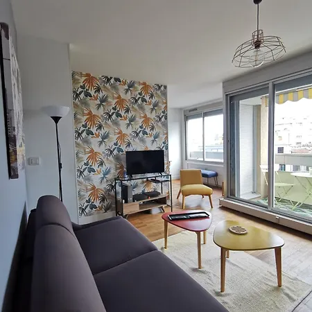 Apartament Centre-cathedrale-cordeliers Avec Garage Reims